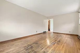 565 S Hampton Rd, Columbus, OH 43213 - Photo 9