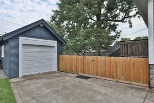 239 Chatham Rd, Columbus, OH 43214 - Photo 35