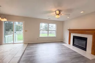 208 Isaac Tharp St, Pataskala, OH 43062 - Photo 3
