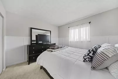 3054 Leon Avenue, Columbus, OH 43219 - Photo 19