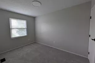 3815 Petzinger Rd, Columbus, OH 43232 - Photo 23