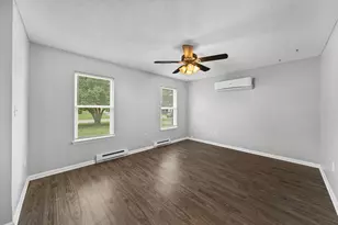 5400 Bleaker Ave, Columbus, OH 43232 - Photo 13