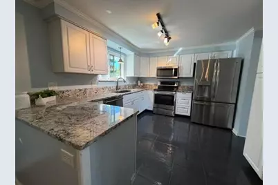 4100 Kendale Road, Columbus, OH 43220 - Photo 9