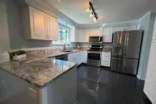 4100 Kendale Rd, Columbus, OH 43220 - Photo 9