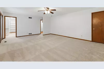 660 E Johnstown Road, Gahanna, OH 43230 - Photo 47