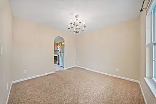 19 Hawthorne Dr, Ashville, OH 43103 - Photo 17