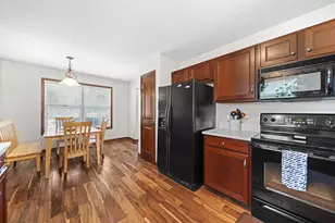 3194 Sitka Spruce Dr, Grove City, OH 43123 - Photo 5