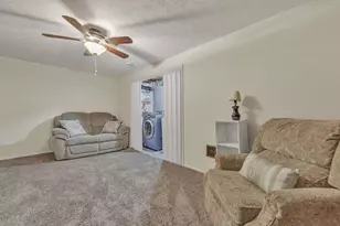 2815 Avati Dr, Columbus, OH 43207 - Photo 23