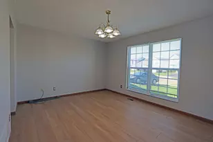 4897 Nieles Edge Dr, Columbus, OH 43232 - Photo 5