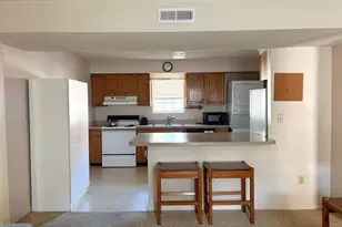 15 S Shafer St, Athens, OH 45701 - Photo 3