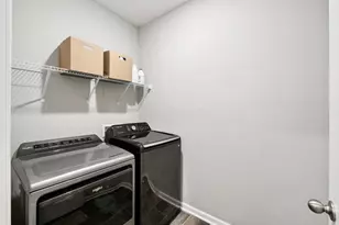 310 Mahogany Ln, Commercial Point, OH 43116 - Photo 11