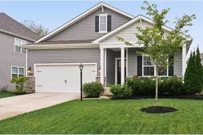 310 Mahogany Lane, Commercial Point, OH 43116 - Photo 3