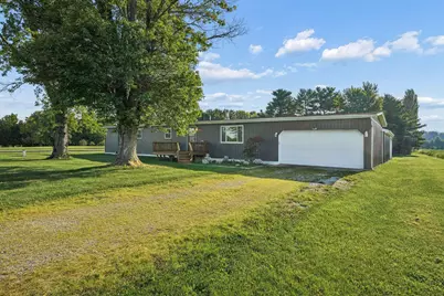 9730 Lake Road NE, Millersport, OH 43046 - Photo 3