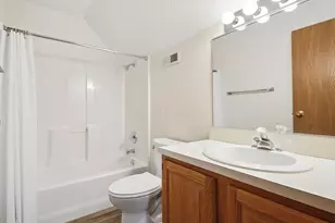 7831 Farmsbury Dr, Reynoldsburg, OH 43068 - Photo 29