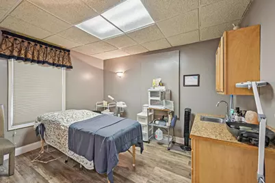 56 N Franklin Street, Delaware, OH 43015 - Photo 13