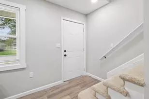 2344 Century Dr, Columbus, OH 43211 - Photo 7