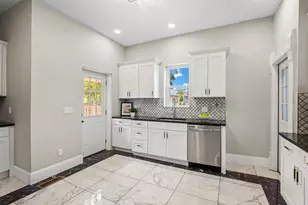 195 N Monroe Ave, Columbus, OH 43203 - Photo 17