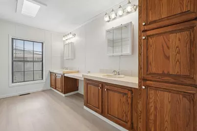 709 Youn-Kin Parkway S, Columbus, OH 43207 - Photo 25