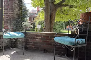 870 Dennison Ave, Columbus, OH 43215 - Photo 3