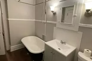 876 Dennison Ave, Columbus, OH 43215 - Photo 3