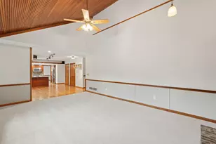 8414 Netherlands Pl, Columbus, OH 43235 - Photo 13