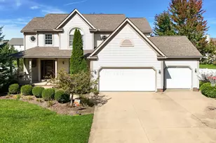 411 Hillbrook Dr, Cuyahoga Falls, OH 44223 - Photo 1