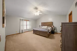 411 Hillbrook Dr, Cuyahoga Falls, OH 44223 - Photo 27