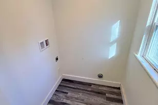 1585 Mound St, Springfield, OH 45505 - Photo 9