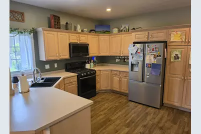 375 Walters Way, Zanesville, OH 43701 - Photo 3