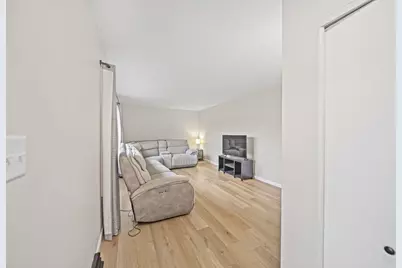 1565 Brentnell Avenue, Columbus, OH 43219 - Photo 11