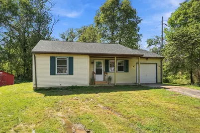 141 N Creekview Court, Baltimore, OH 43105 - Photo 3