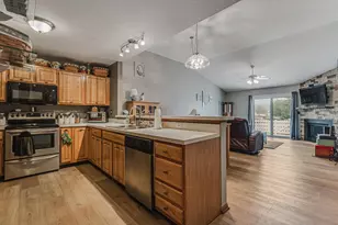 1010 Acorn Bay Dr, Galloway, OH 43119 - Photo 13