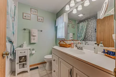 1010 Acorn Bay Drive, Galloway, OH 43119 - Photo 35