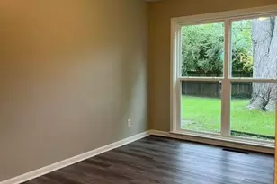 1565 Duffield Dr, Columbus, OH 43227 - Photo 9