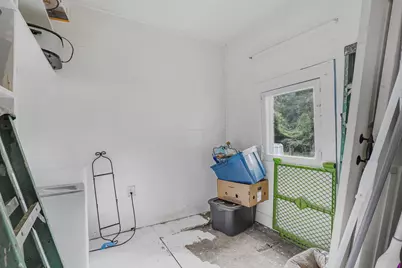 609 Dryden Road, Zanesville, OH 43701 - Photo 11