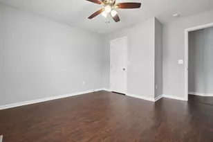 596 Ridenour Rd, Columbus, OH 43230 - Photo 29