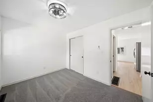 2288 Colfax Ave, Columbus, OH 43224 - Photo 25