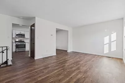 2050 Willow Run Road, Grove City, OH 43123 - Photo 7