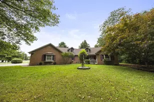91 Canyon Villa Dr, Hebron, OH 43025 - Photo 1