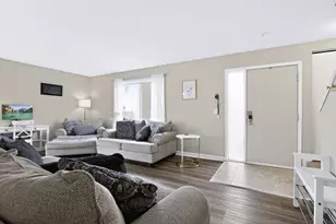 5233 Captains Ct, Columbus, OH 43220 - Photo 13