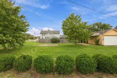 972 S Pickaway Street, Circleville, OH 43113 - Photo 13