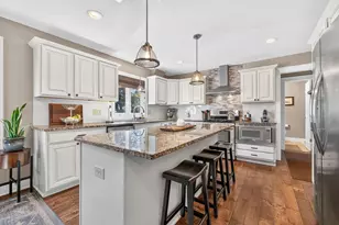 1333 Carron Dr, Columbus, OH 43220 - Photo 11
