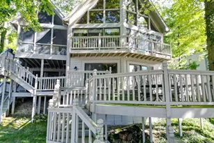 637 King Beach Dr, Howard, OH 43028 - Photo 1