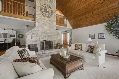 637 King Beach Drive, Howard, OH 43028 - Photo 7