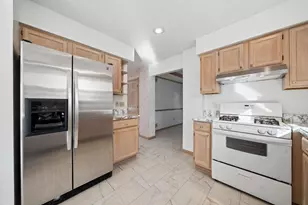 7679 Finbarr Ct, Dublin, OH 43017 - Photo 15