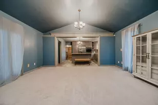 300 Dunbarton Rd, Gahanna, OH 43230 - Photo 33
