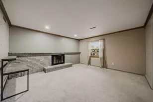300 Dunbarton Rd, Gahanna, OH 43230 - Photo 23