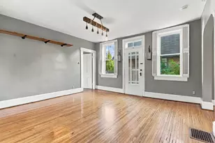 581 Lathrop St, Columbus, OH 43206 - Photo 13