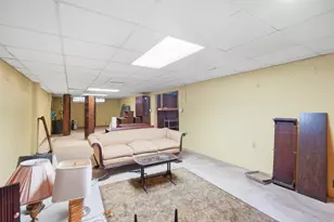 5600 Crawford Dr, Columbus, OH 43229 - Photo 15