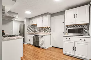 2509 Burgandy Ln, Columbus, OH 43232 - Photo 5